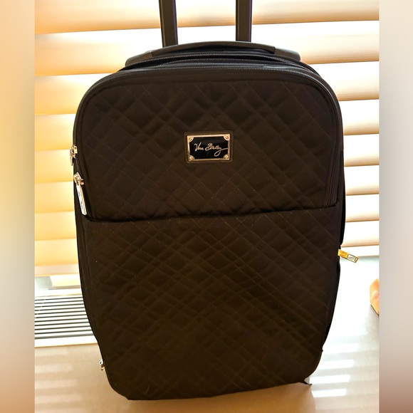 Vera Bradley Softside Expandable 2-Wheel Carry On Suitcase - Picture 5 of 7